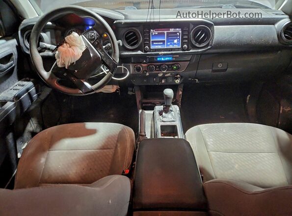 5TFCZ5AN2MX256597 2021 TOYOTA TACOMA Gray Widok zestawu wskaźników