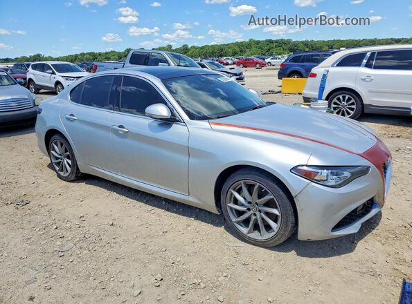 ZARFAEEN4H7554496 2017 ALFA ROMEO GIULIA Silver Front view
