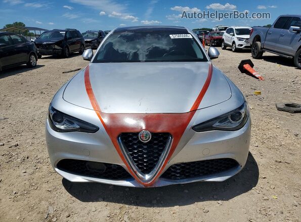 ZARFAEEN4H7554496 2017 ALFA ROMEO GIULIA Silver Rear view