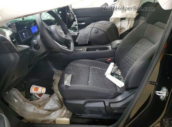 3N8AP6CA1SL388972 2025 NISSAN KICKS Black 