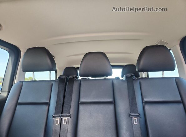 W1WV0FEY5M3842817 2021 MERCEDES-BENZ METRIS Black Vista interior trasera