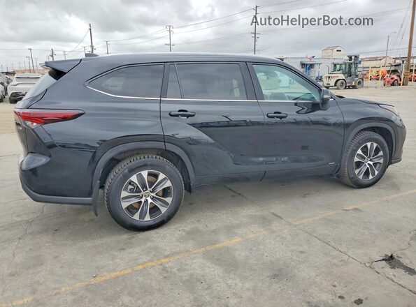 5TDKBRCH4SS668103 2025 TOYOTA HIGHLANDER Black Front right