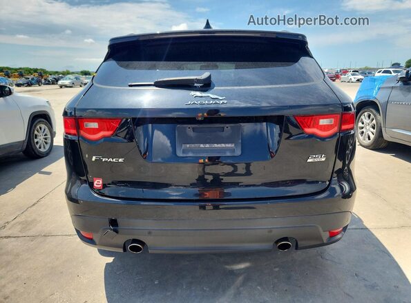 SADCJ2FX7JA321723 2018 JAGUAR F-PACE Черный Вид салона спереди