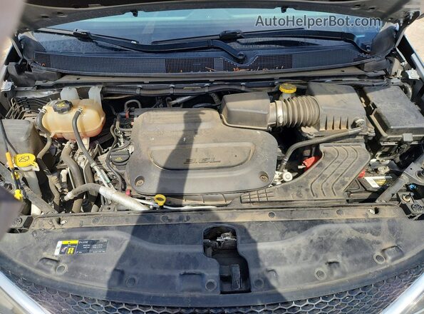 2C4RC1BG1KR731849 2019 CHRYSLER PACIFICA Silver VIN կոդի պիտակի տեսք