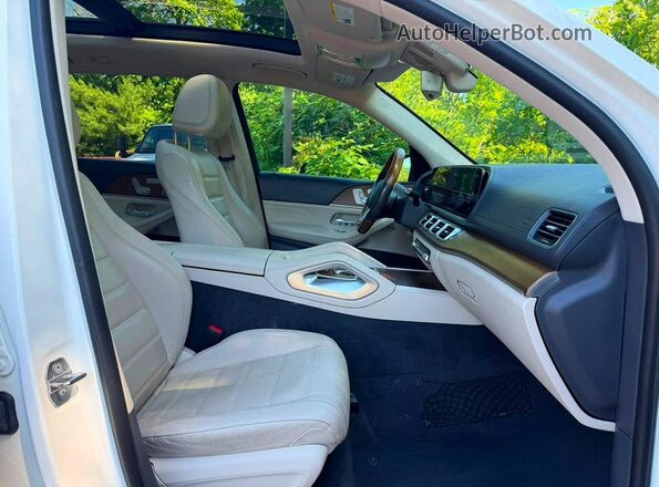 4JGFF8GE2LA165714 2020 MERCEDES-BENZ GLS White Widok zestawu wskaźników