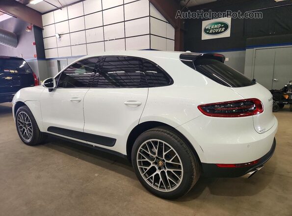 WP1AB2A55GLB50620 2016 PORSCHE MACAN White 