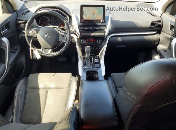 JA4ATWAA7RZ077697 2024 MITSUBISHI ECLIPSE Серебряный Вид щитка приборов