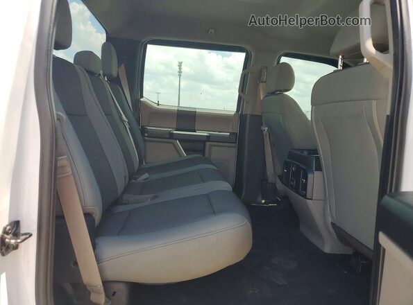 1FTEW1CG1JKF41826 2018 FORD F150 White უკანა სალონის ხედი