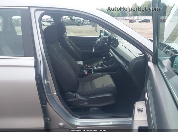 7FARS3H2XPE012844 2023 HONDA CR-V Silver Front interior view
