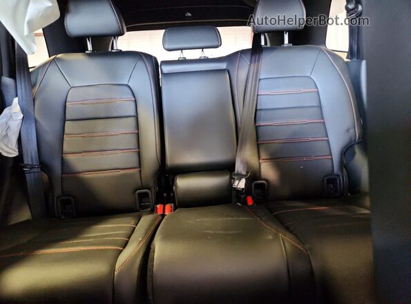 7FARS6H85SE105978 2025 HONDA CR-V Red Rear seats view