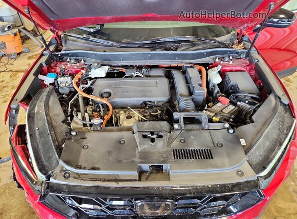 7FARS6H85SE105978 2025 HONDA CR-V Red Engine compartment view