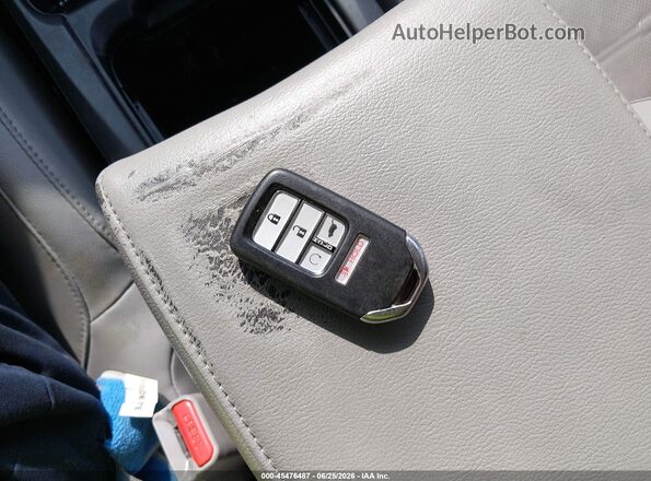 7FARW1H80KE017122 2019 HONDA CR-V Blue Widok deski rozdzielczej