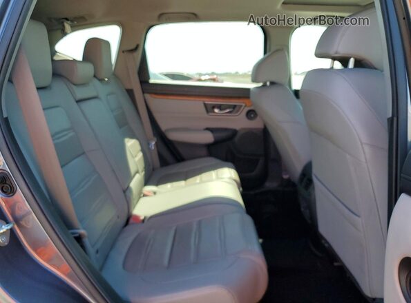 7FARW1H87HE033858 2017 HONDA CR-V Gray Widok wnętrza z tyłu