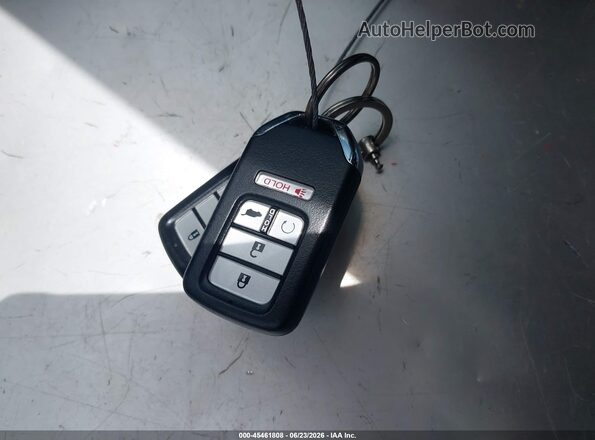 7FARW1H88JE057124 2018 HONDA CR-V Серый Вид панели приборов
