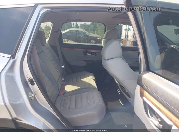 7FARW2H54JE017019 2018 HONDA CR-V Silver Widok naklejki z numerem VIN