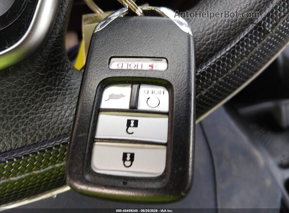 7FARW2H55JE019684 2018 HONDA CR-V Silver Dashboard view