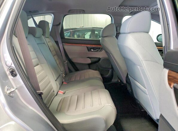 7FARW2H58JE074789 2018 HONDA CR-V Silver 