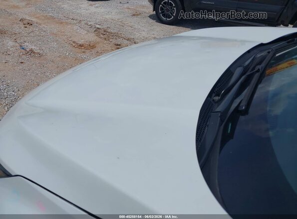 7FARW2H83KE009523 2019 HONDA CR-V White Вид спереду