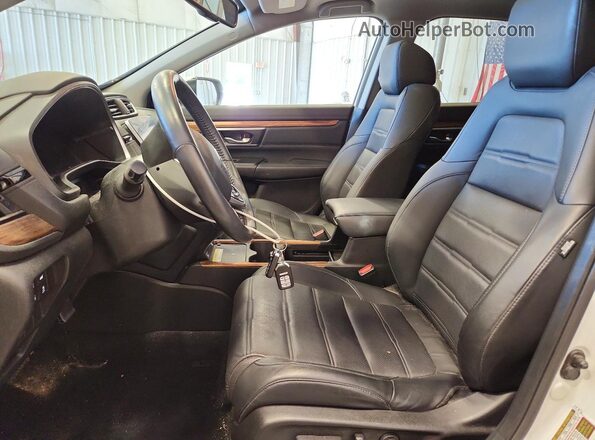 7FARW2H93NE026447 2022 HONDA CR-V White Front interior view