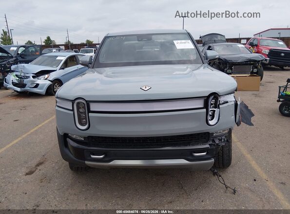 7FCTGAAA5NN009948 2022 RIVIAN R1T Gray Widok wnętrza z tyłu