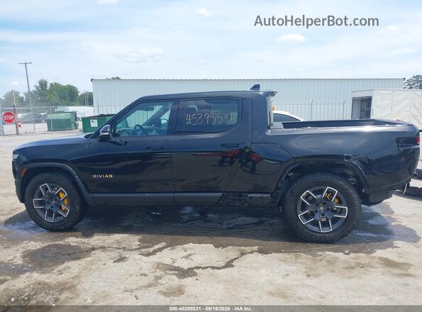 7FCTGAAL8NN004602 2022 RIVIAN R1T Black 