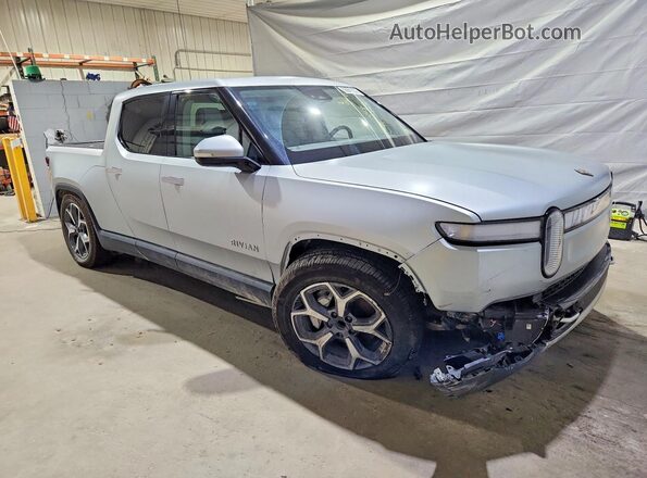 7FCTGCAA1RN030863 2024 RIVIAN R1T Silver Delantero derecho
