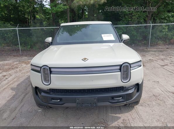 7FCTGCAA3SN040932 2025 RIVIAN R1T Cream Vista interior trasera