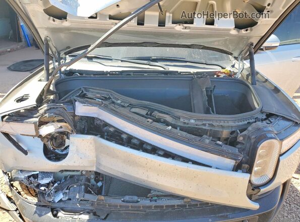 7FCTGCAA9RN030366 2024 RIVIAN R1T Silver Rear interior view