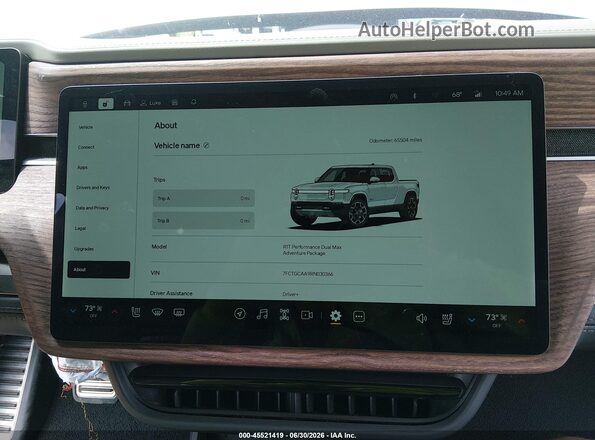 7FCTGCAA9RN030366 2024 RIVIAN R1T Серебряный 