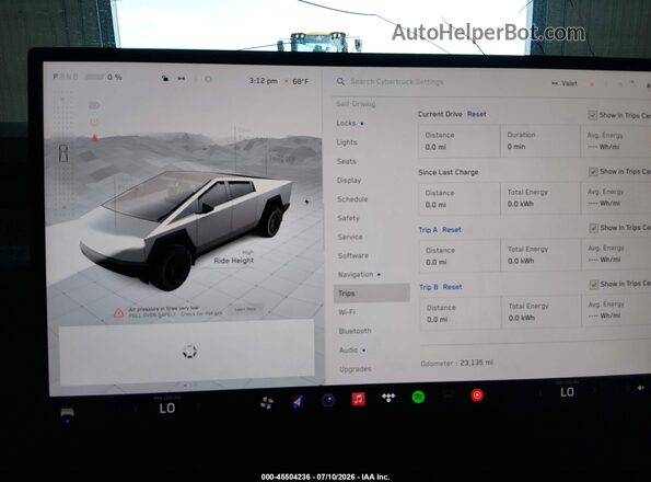 7G2CEHED0RA047921 2024 TESLA CYBERTRUCK Серебряный Вид задних сидений