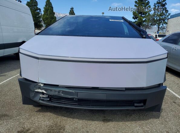 7G2CEHED0RA053444 2024 TESLA CYBERTRUCK Blue Front view