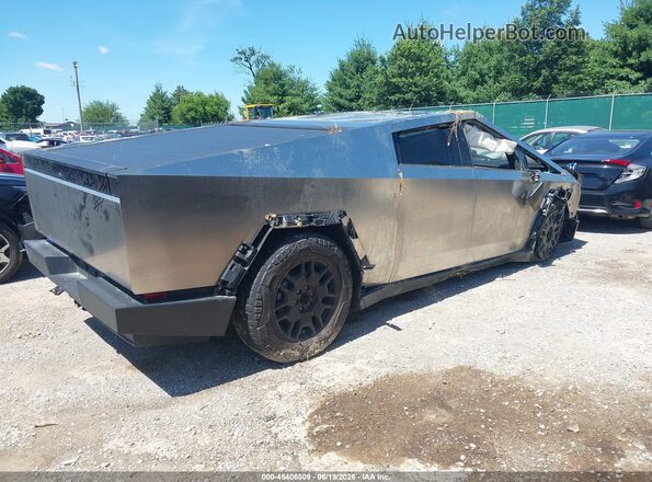 7G2CEHED0SA059900 2025 TESLA CYBERTRUCK Pewter Задняя правая четверть
