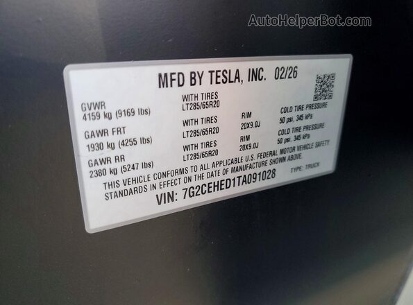 7G2CEHED1TA091028 2026 TESLA CYBERTRUCK Silver Widok naklejki z numerem VIN