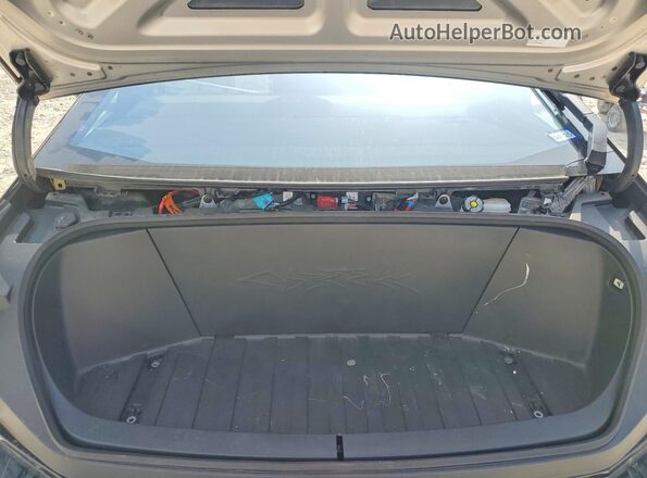 7G2CEHED3RA010782 2024 TESLA CYBERTRUCK Gray Widok wnętrza z tyłu
