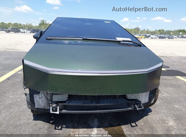 7G2CEHED4RA012962 2024 TESLA CYBERTRUCK Gray Vista del cuadro de instrumentos