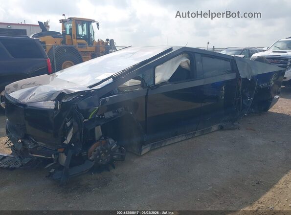 7G2CEHED4SA076067 2025 TESLA CYBERTRUCK Черный Передняя левая четверть