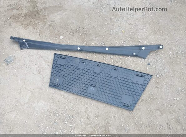 7G2CEHED4SA076067 2025 TESLA CYBERTRUCK Черный Вид панели приборов