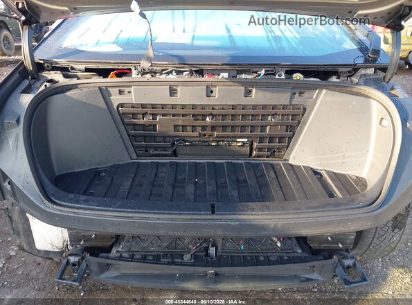 7G2CEHED5RA040740 2024 TESLA CYBERTRUCK Silver Rear view