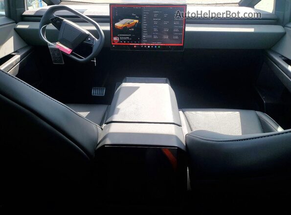 7G2CEHED6SA063076 2025 TESLA CYBERTRUCK Silver წინა პანელის ხედი