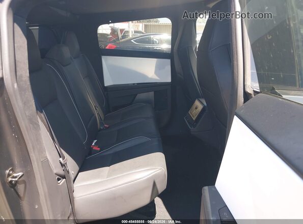 7G2CEHED7RA032512 2024 TESLA CYBERTRUCK Silver VIN sticker view