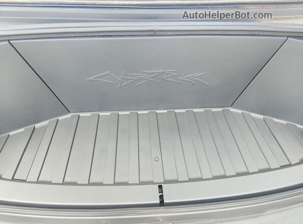 7G2CEHED7SA080047 2025 TESLA CYBERTRUCK Silver ძრავის განყოფილების ხედი