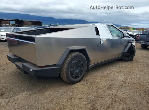 7G2CEHED8RA049481 2024 TESLA CYBERTRUCK Silver Հետևի աջ
