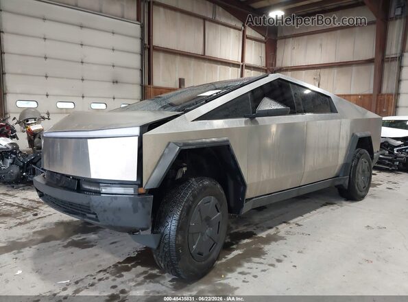 7G2CEHED9SA074850 2025 TESLA CYBERTRUCK Серый Передняя левая четверть