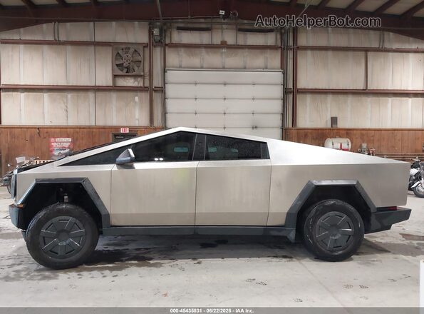 7G2CEHED9SA074850 2025 TESLA CYBERTRUCK Серый Панорамный вид салона 360°