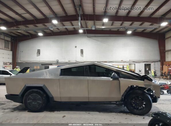 7G2CEHED9SA074850 2025 TESLA CYBERTRUCK Серый Вид задней части салона
