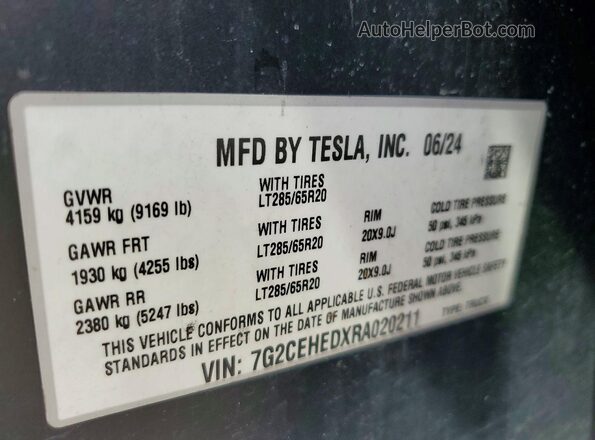 7G2CEHEDXRA020211 2024 TESLA CYBERTRUCK Green Widok naklejki z numerem VIN