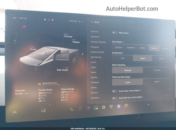 7G2CEHEE6RA020683 2024 TESLA CYBERTRUCK Gray უკანა სავარძლების ხედი