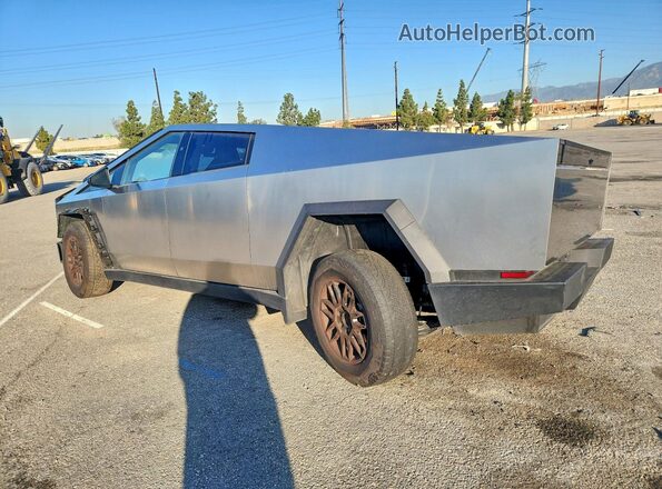7G2CEHEE9SA062500 2025 TESLA CYBERTRUCK Silver Հետևի ձախ