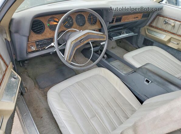 7G87F252558 1977 FORD THUNDERBIRD Beige Вид панелі приладів