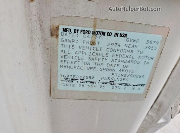 7G87F252558 1977 FORD THUNDERBIRD Beige Вид підкапотного простору